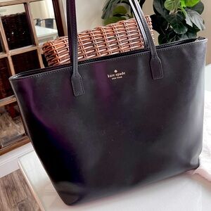 Black Kate Spade bag EUC!